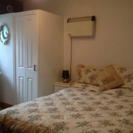 Bed & Breakfast Divine Mercy *