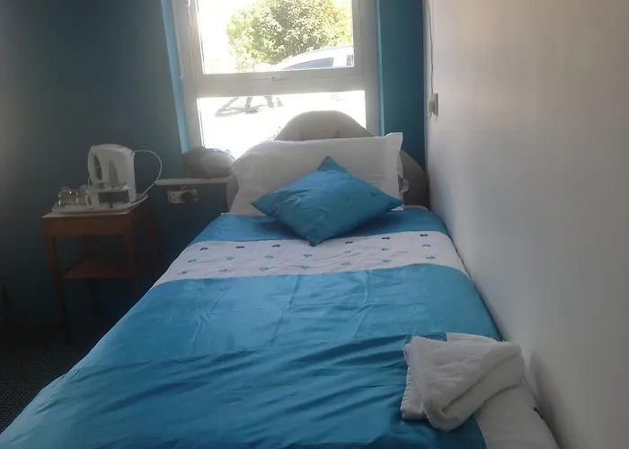 Divine Mercy Oda ve Kahvaltı *